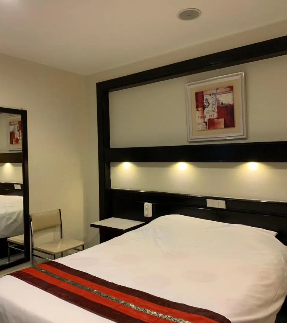 Hotel Beaux Arts Anversa 2*,  Belgio