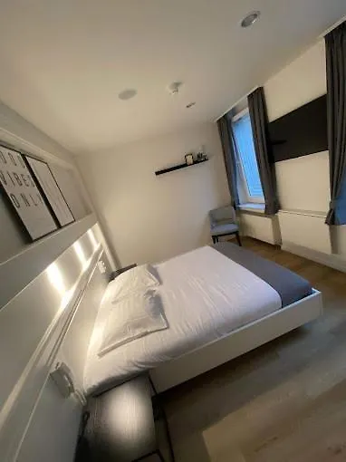 Beaux Arts Hotell Antwerpen 2*,  Belgien