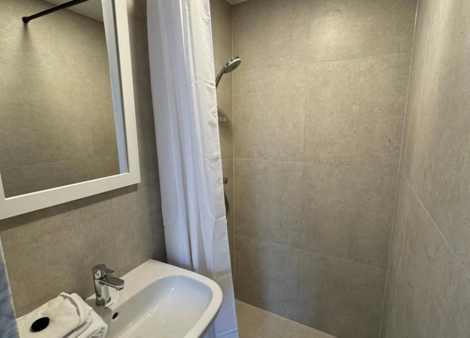 Beaux Arts Hotell Antwerpen 2*,  Belgien