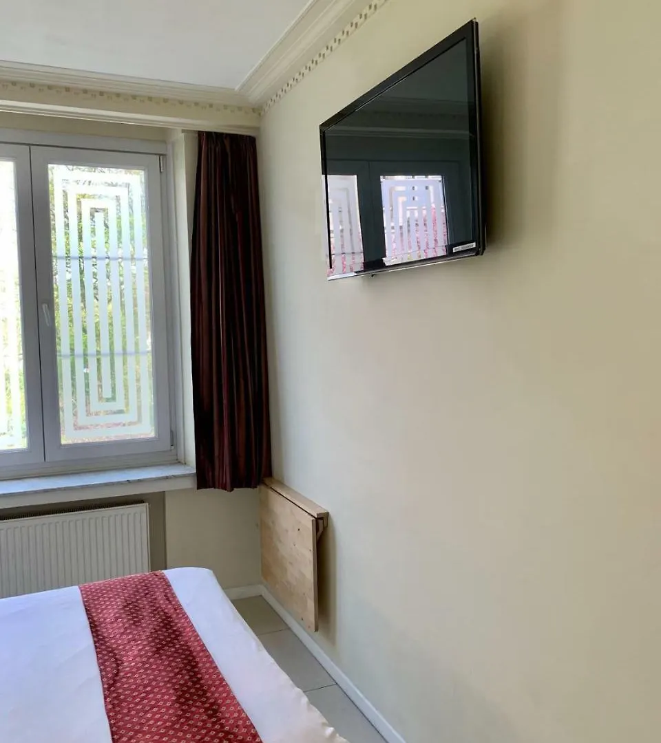 Beaux Arts Hotel Antwerp 2*,